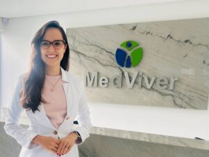 dr brunella na clínica